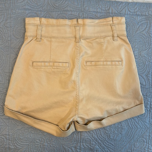EXPRESS Women’s Shorts - Picture 5 of 12